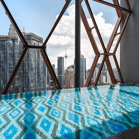 Scarletz Klcc Apartments By Soulasia Kuala Lumpur Zewnętrze zdjęcie