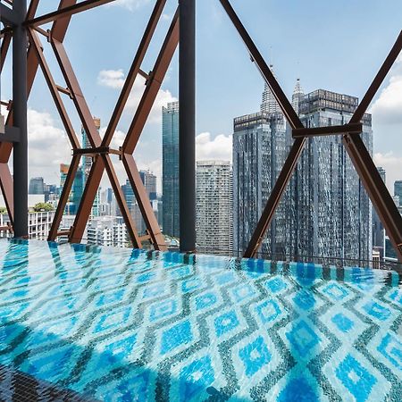 Scarletz Klcc Apartments By Soulasia Kuala Lumpur Zewnętrze zdjęcie