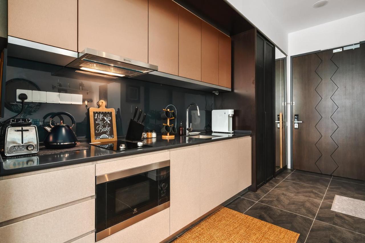 Scarletz Klcc Apartments By Soulasia Kuala Lumpur Zewnętrze zdjęcie